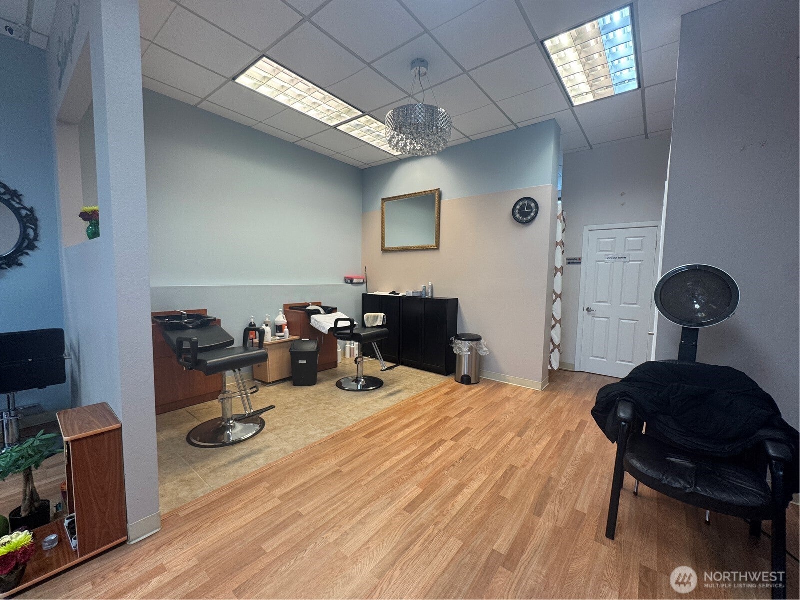 Home in Bellevue, WA 98007 — photo 2
