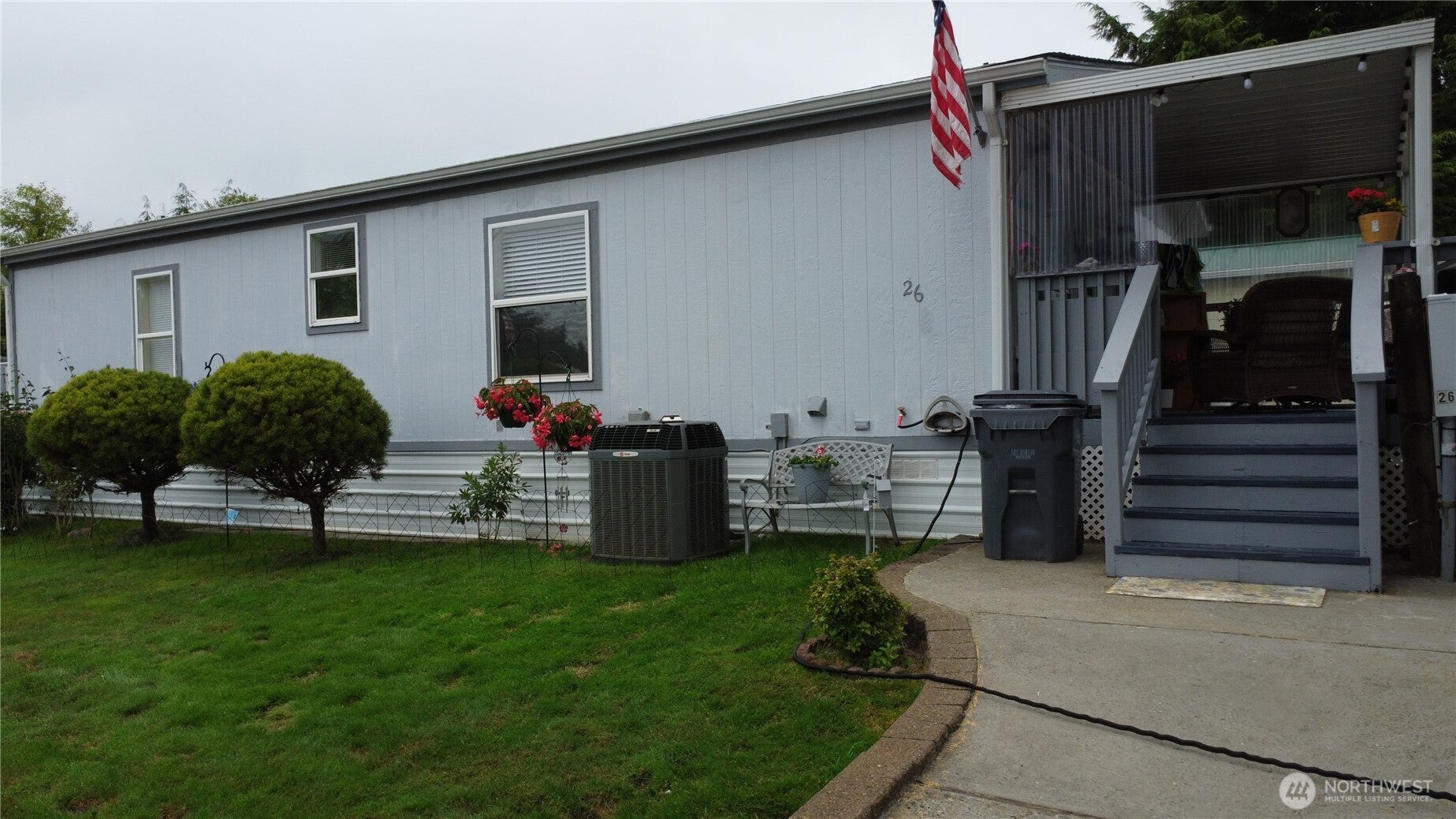 1019 Stanford Drive 26 — photo