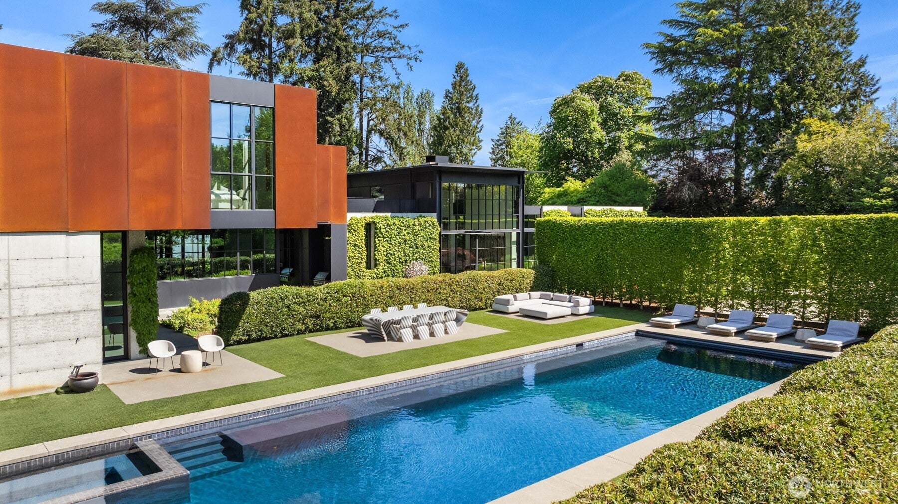 Home in Bellevue, WA 98004 — photo 3