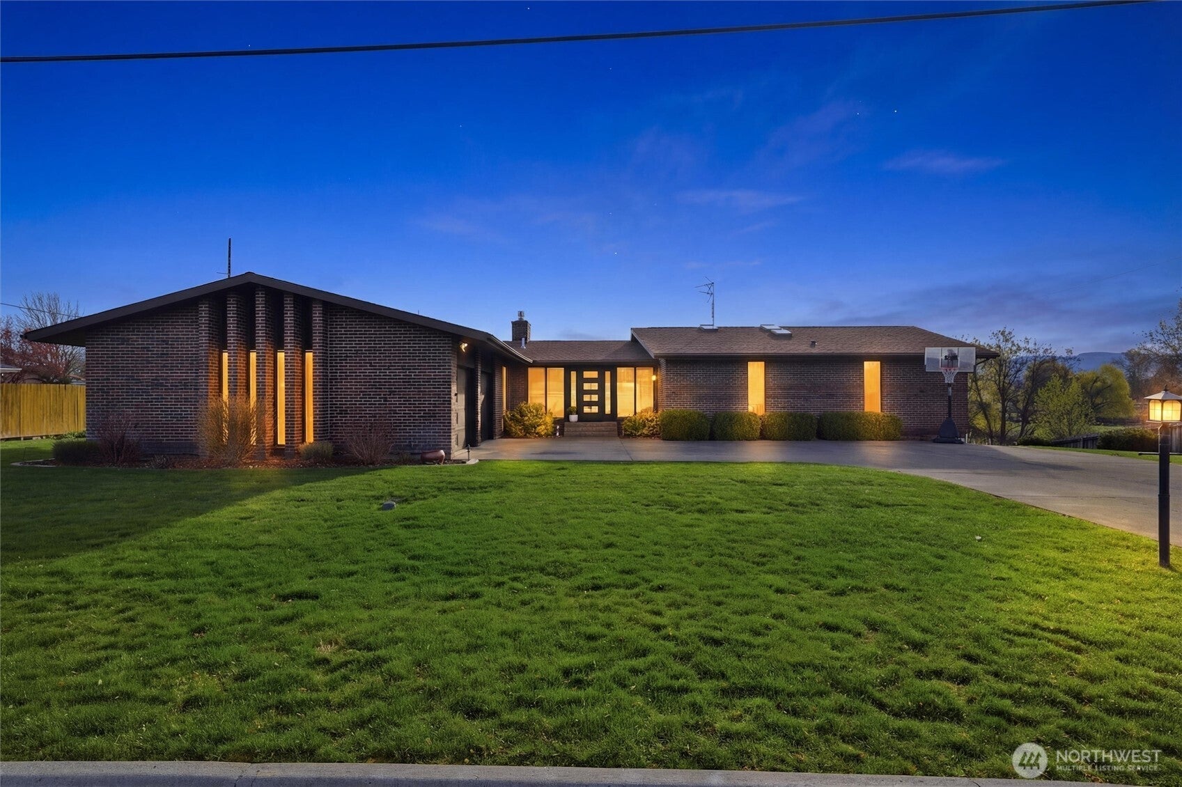 1319 Barleen Drive — photo