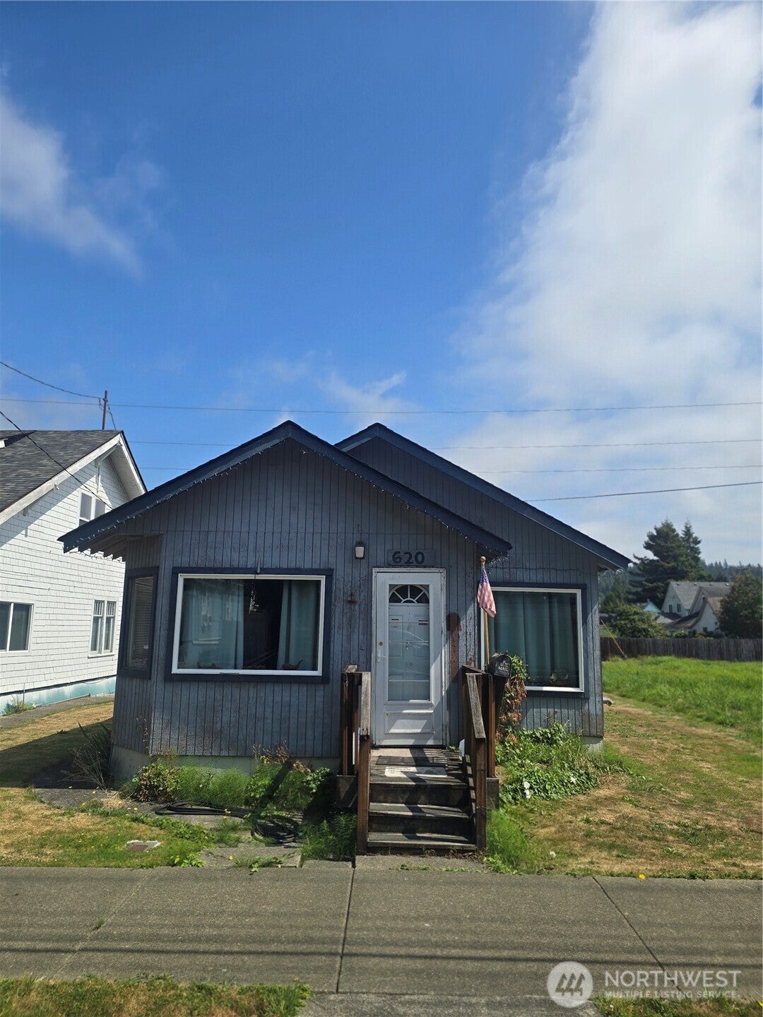 620 Monroe Street — photo