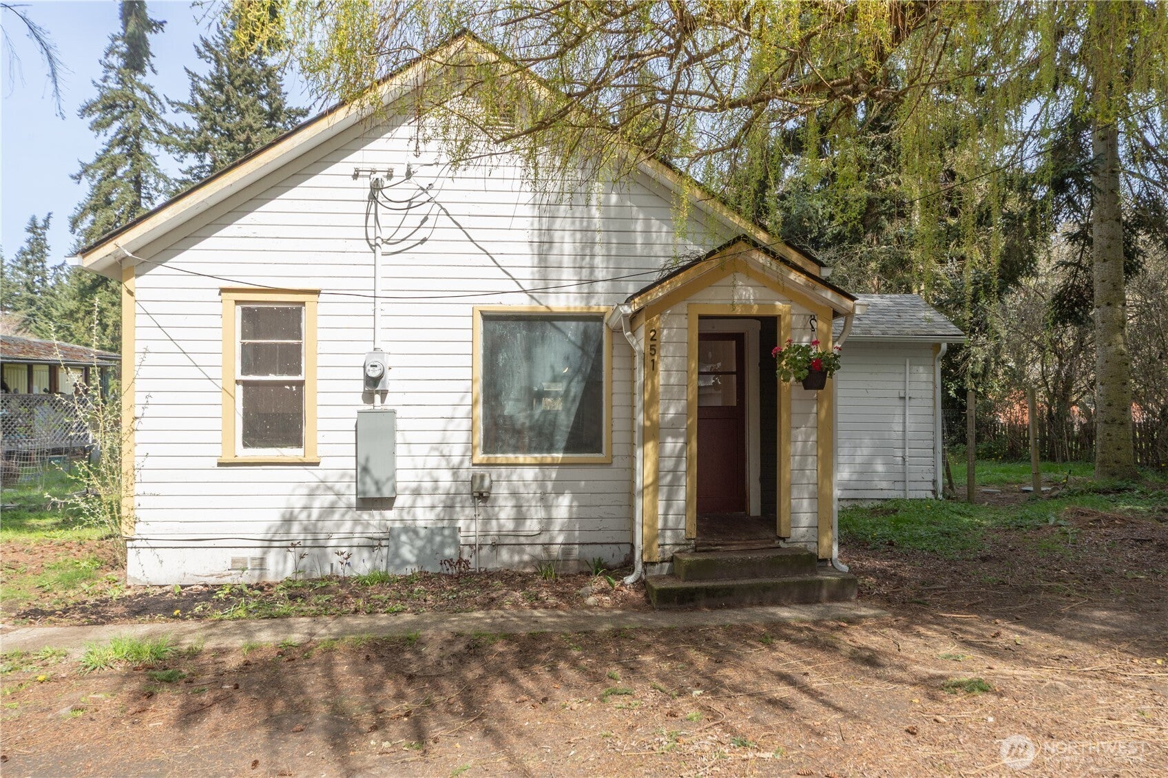 251 E Arden Street — photo