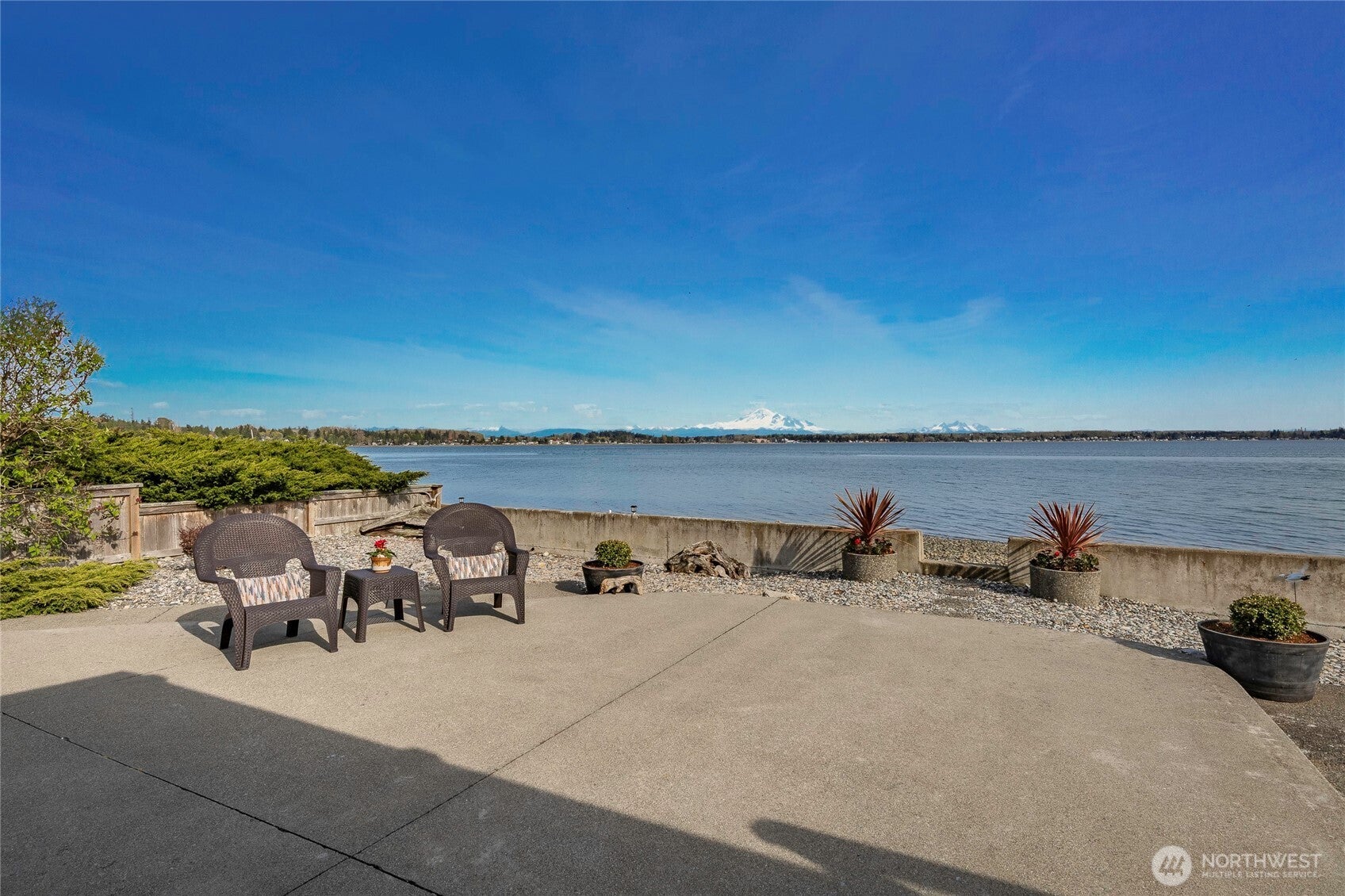 5411 Nootka Loop — photo