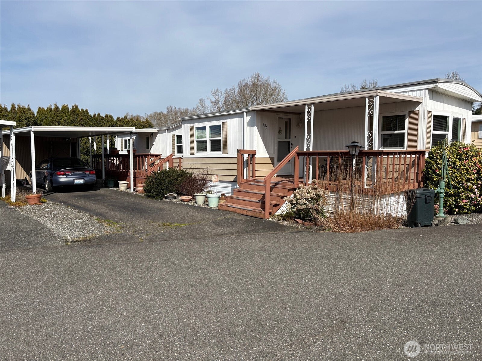 1200 Lincoln Street 255 — photo