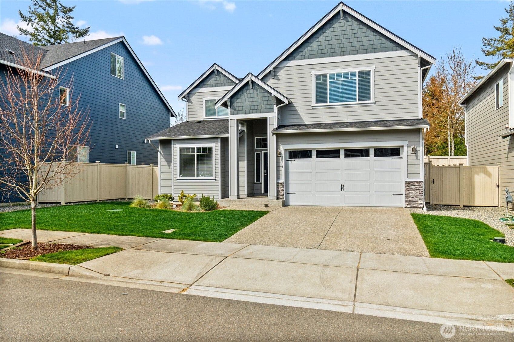 9116 Carlos Way NE — photo