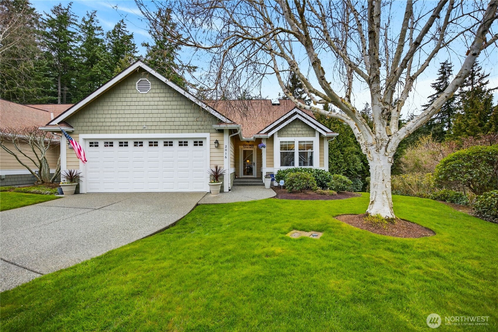 2016 Cascade Court — photo