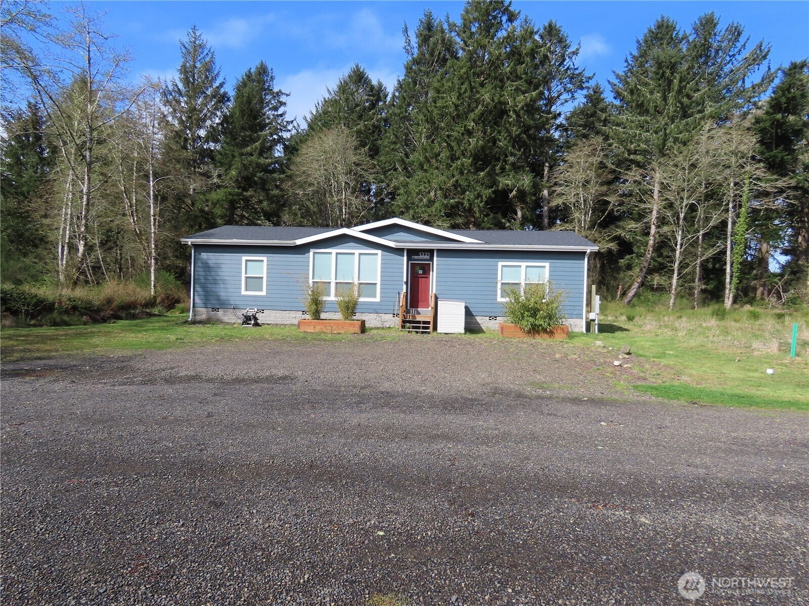 1321 S Melbourne Court — photo