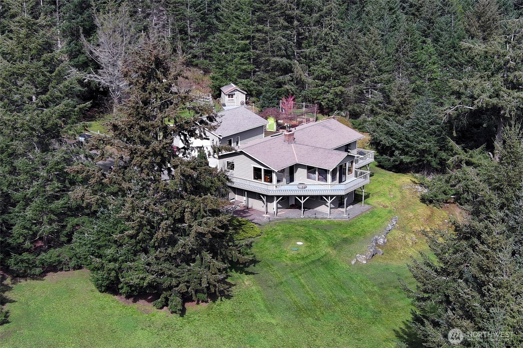 222 Oak Hill Drive — photo