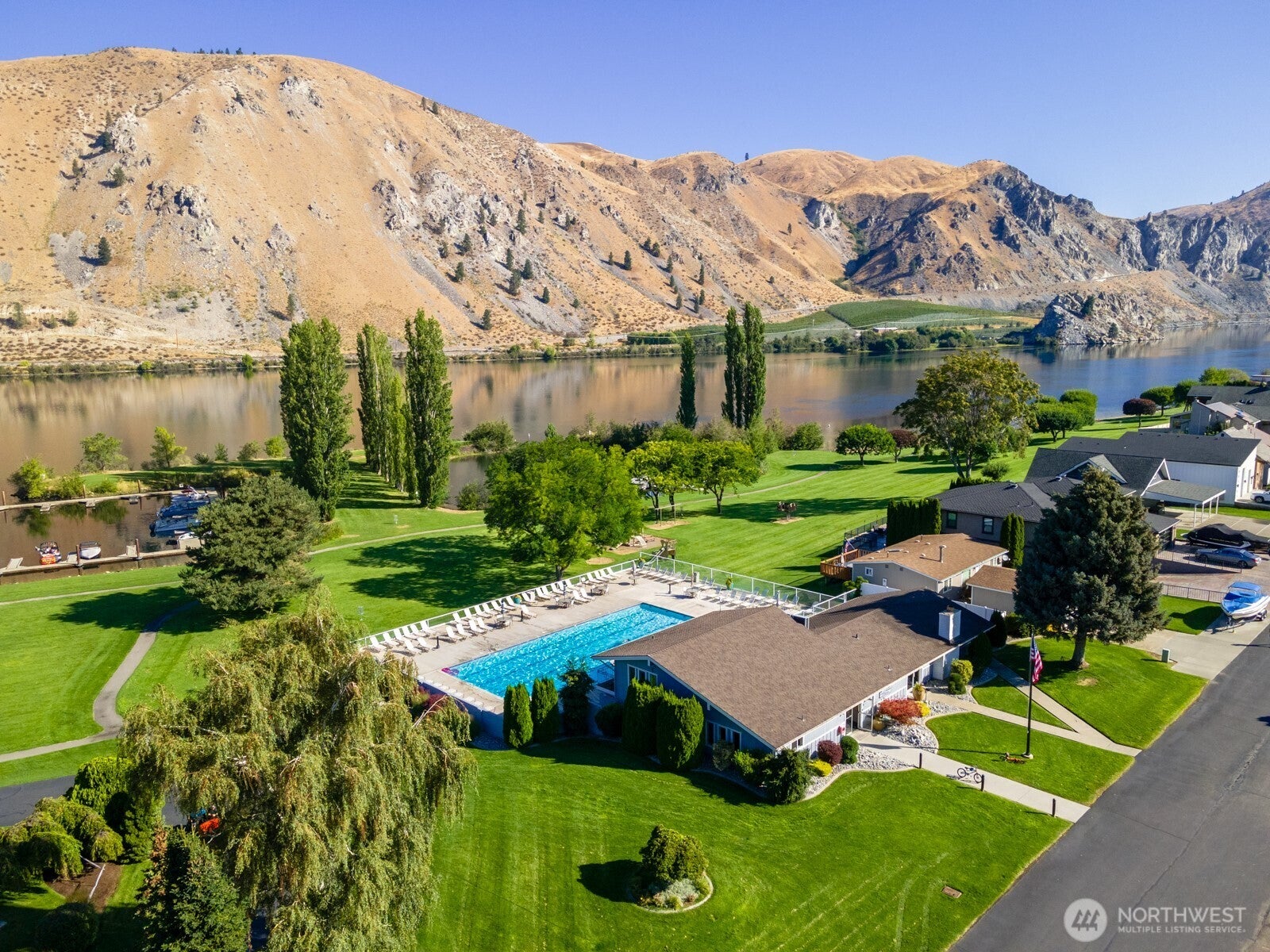 215 W Marine View Place — photo