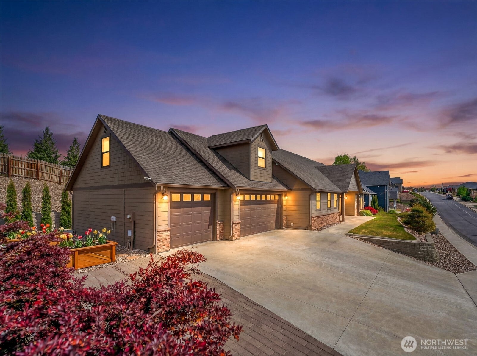 2741 SE Falcon View Drive — photo