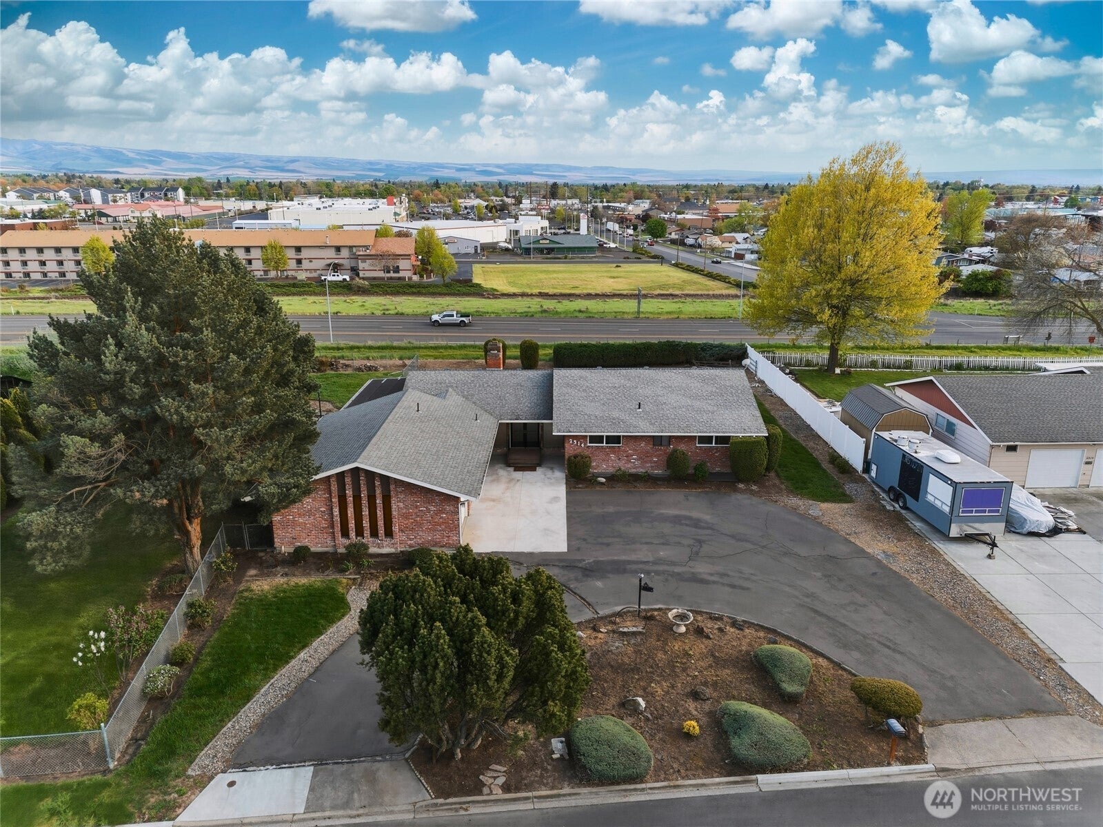 2314 Frazier Drive — photo