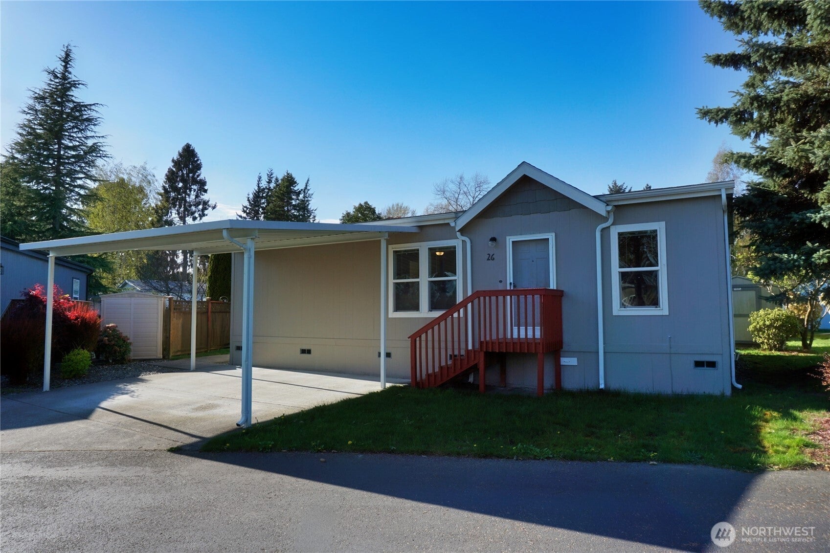 2350 Douglas Road 26 — photo