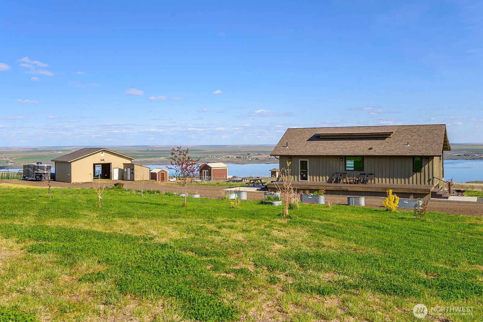 169 Banks Lake View Road 99115 — photo