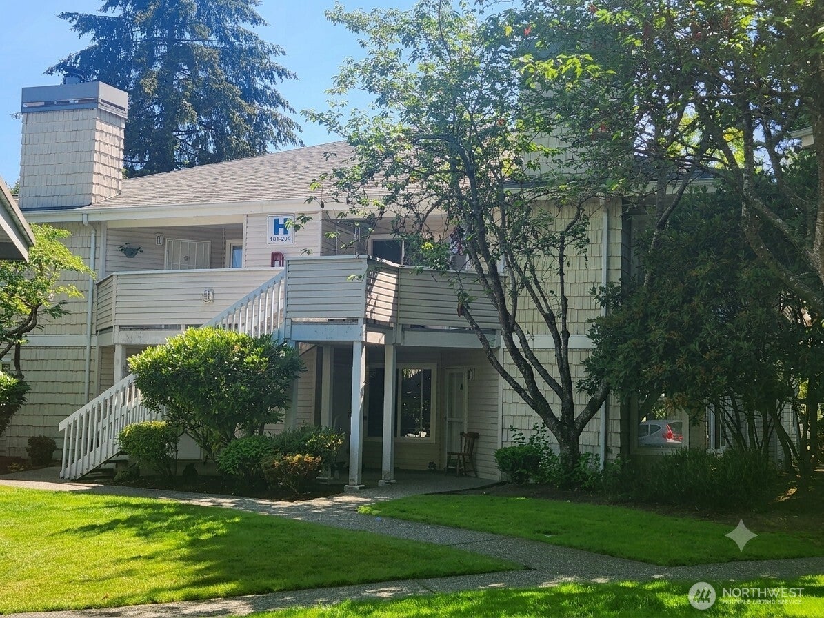 9210 Market Place H201 — photo