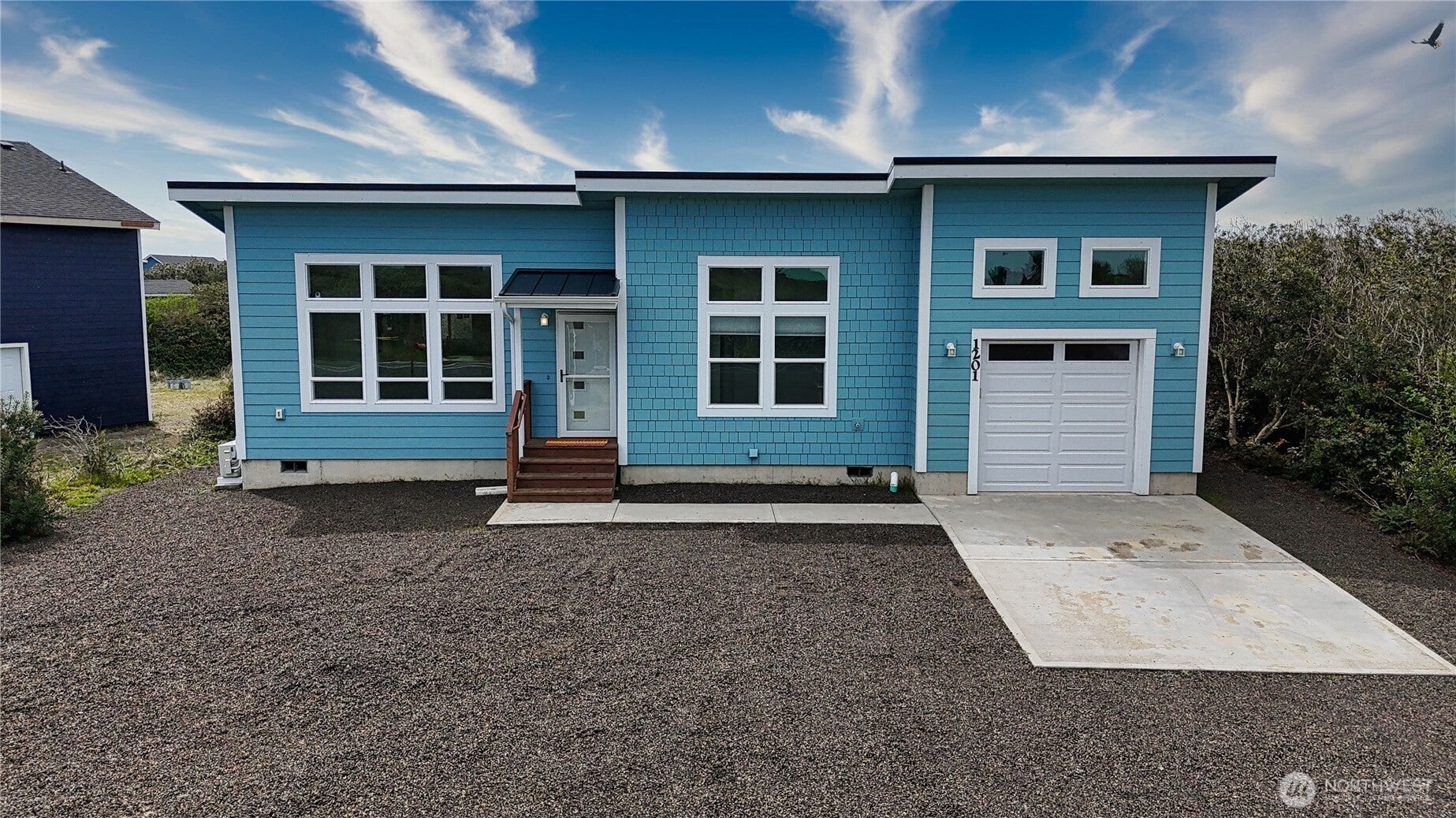 1201 E Ocean Shores Blvd SW — photo