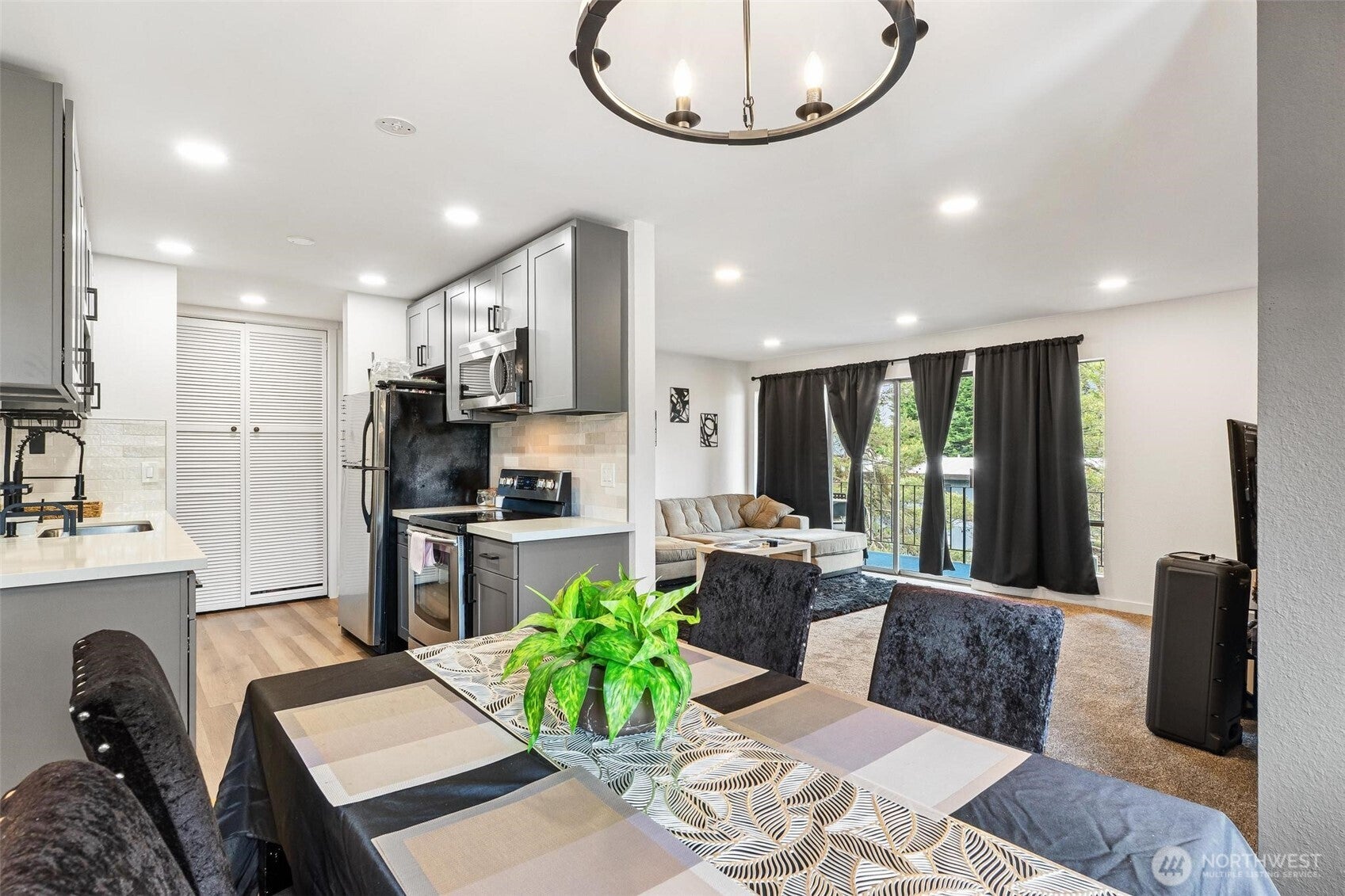 10459 Des Moines Memorial Drive S S301 — photo