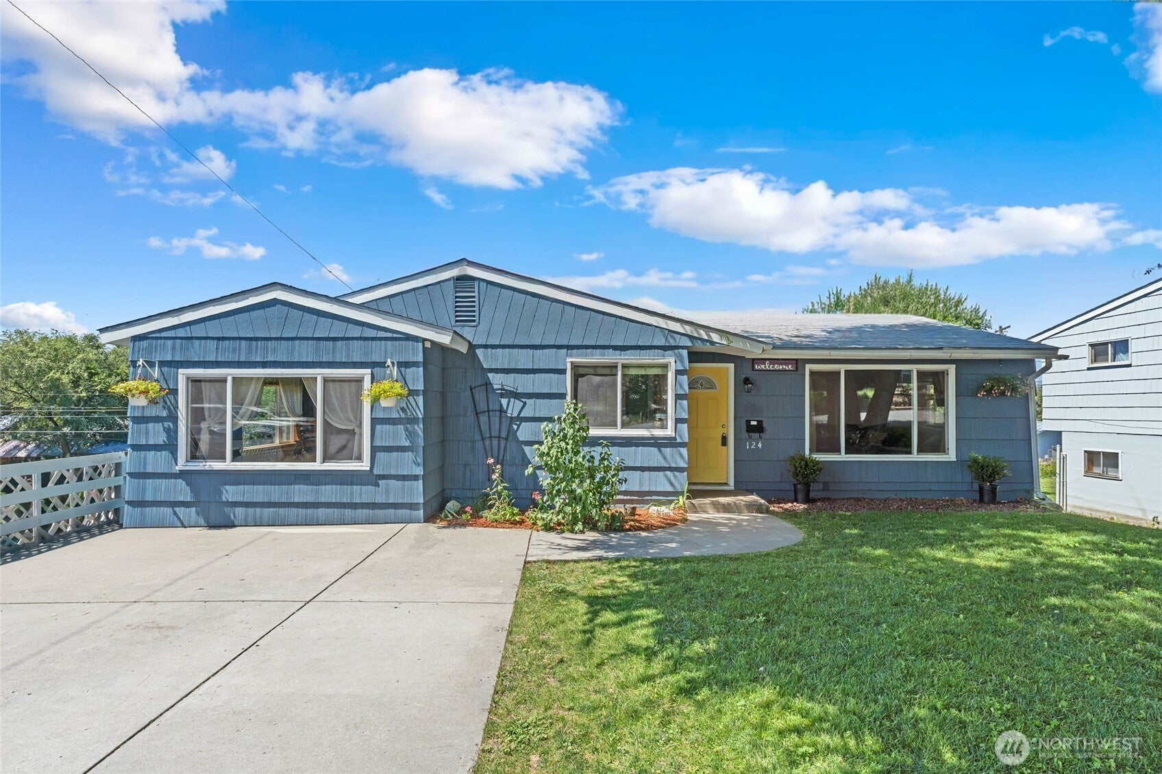 124 Crestview Drive — photo