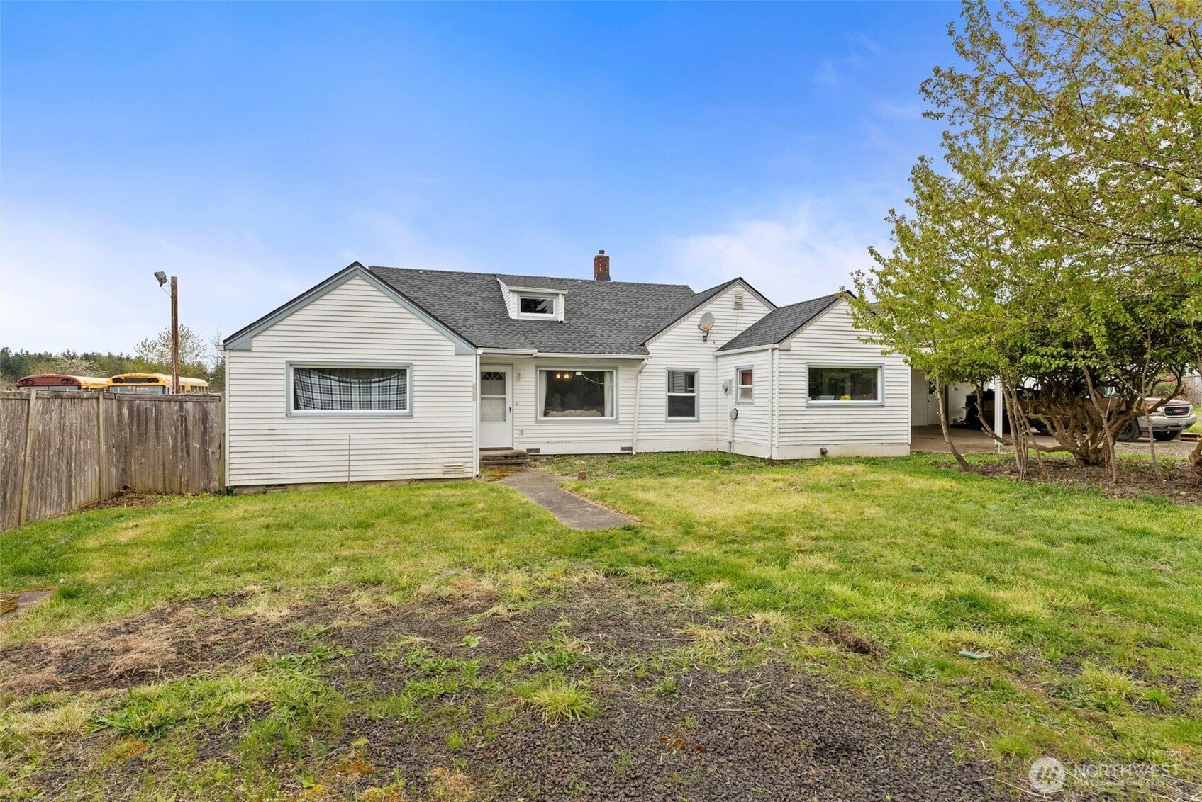 4212 Jackson Hwy — photo