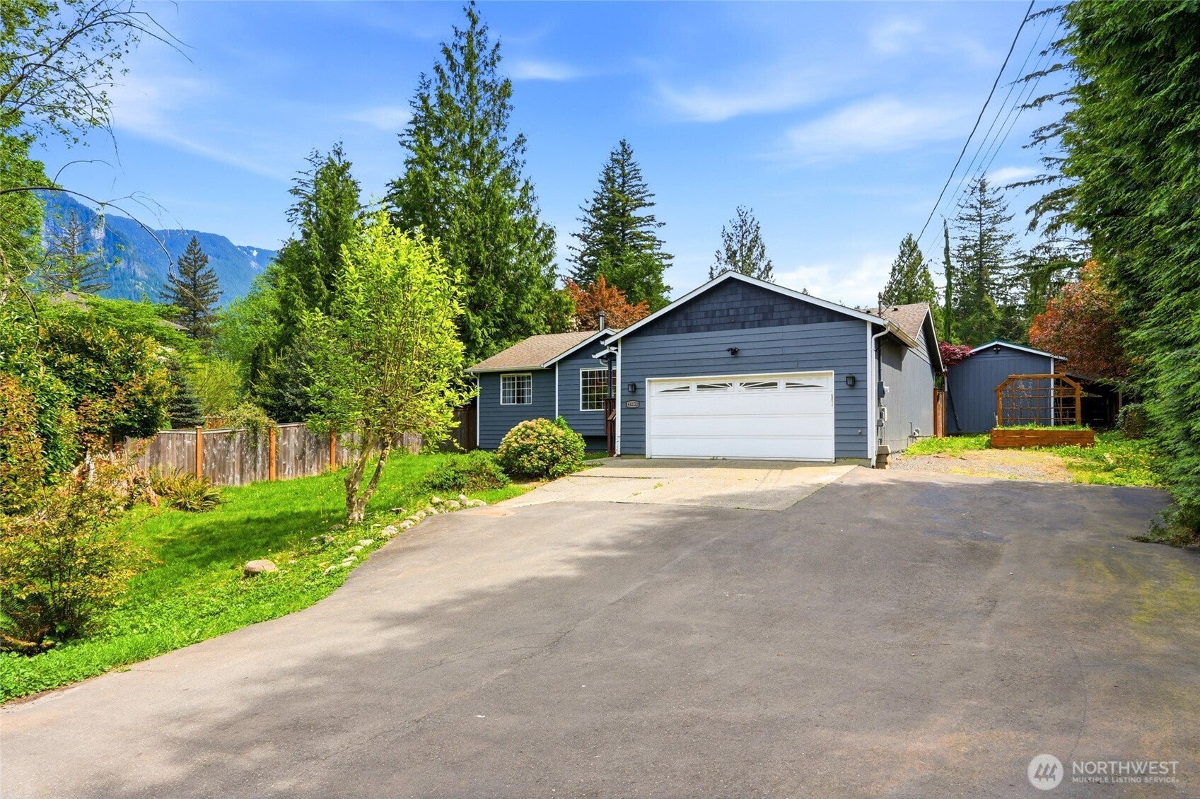 44132 Fir Road — photo