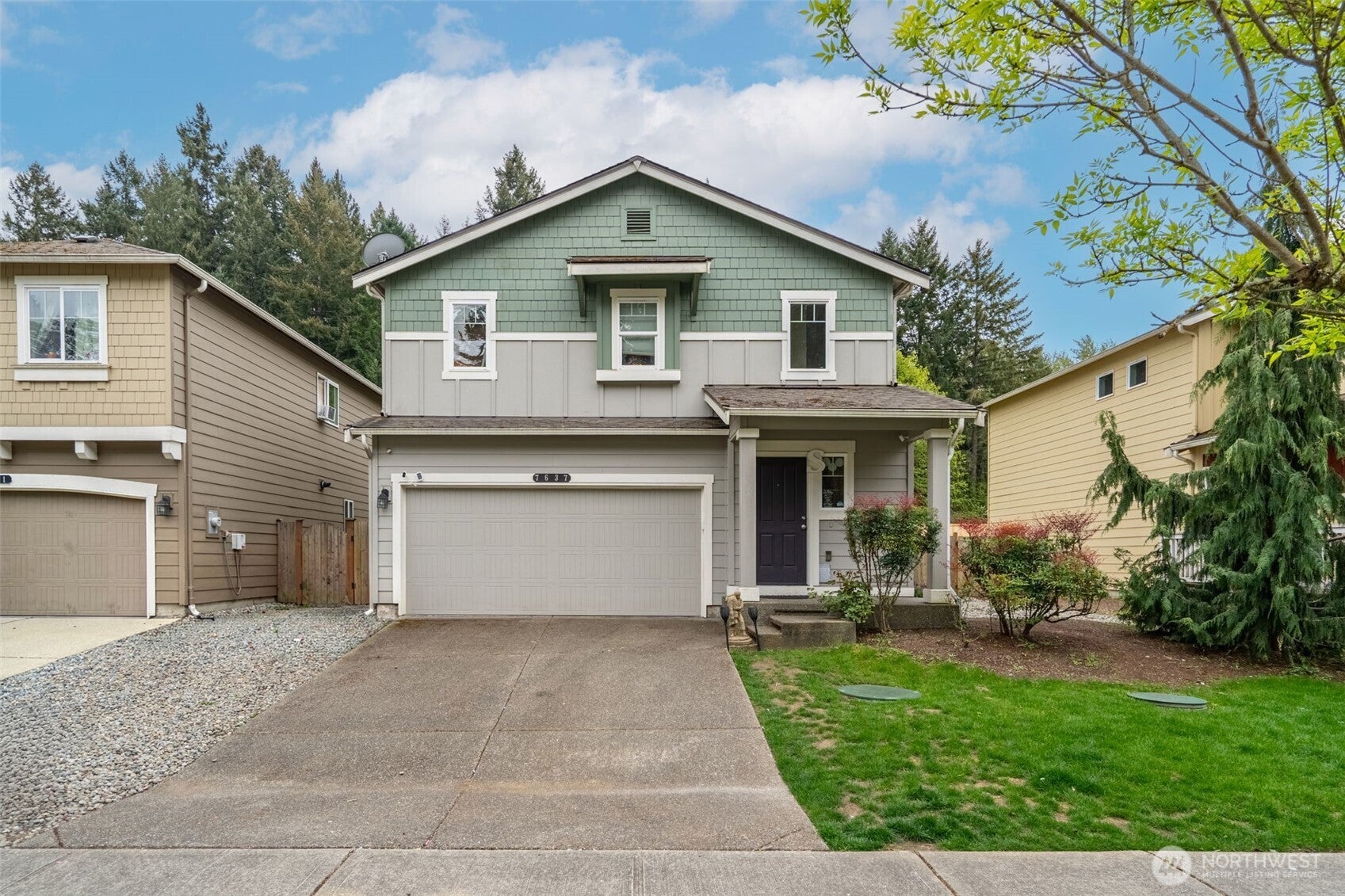 7637 Brianna Court SE — photo