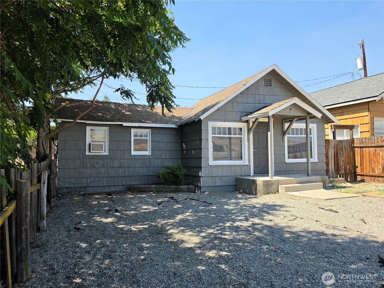 2436 Chatham Hill Drive — photo