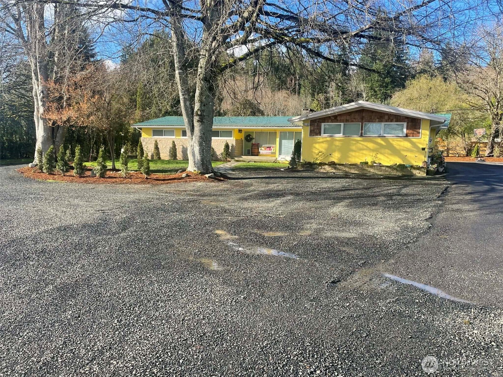 310 W Pine Street — photo