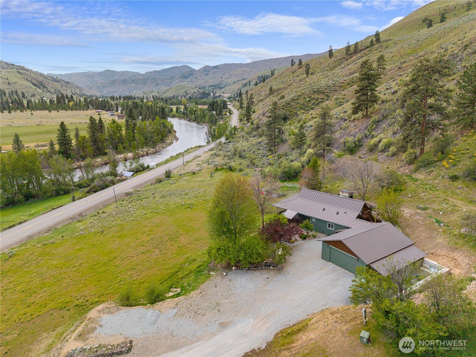 183 Twisp Carlton Road — photo