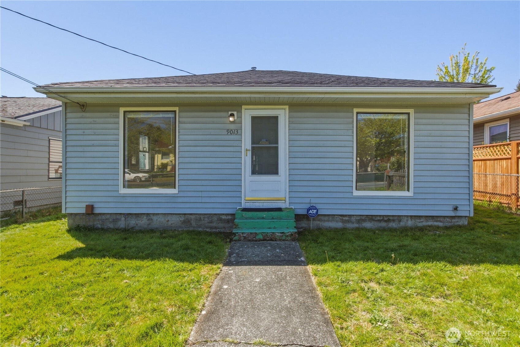 9013 11th Ave SW — photo