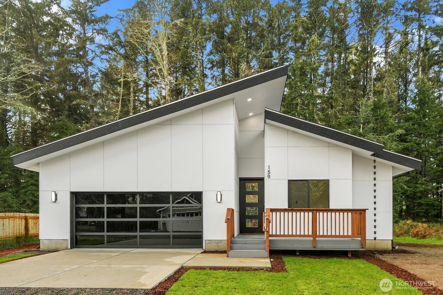 159 Duck Lake Drive SE — photo