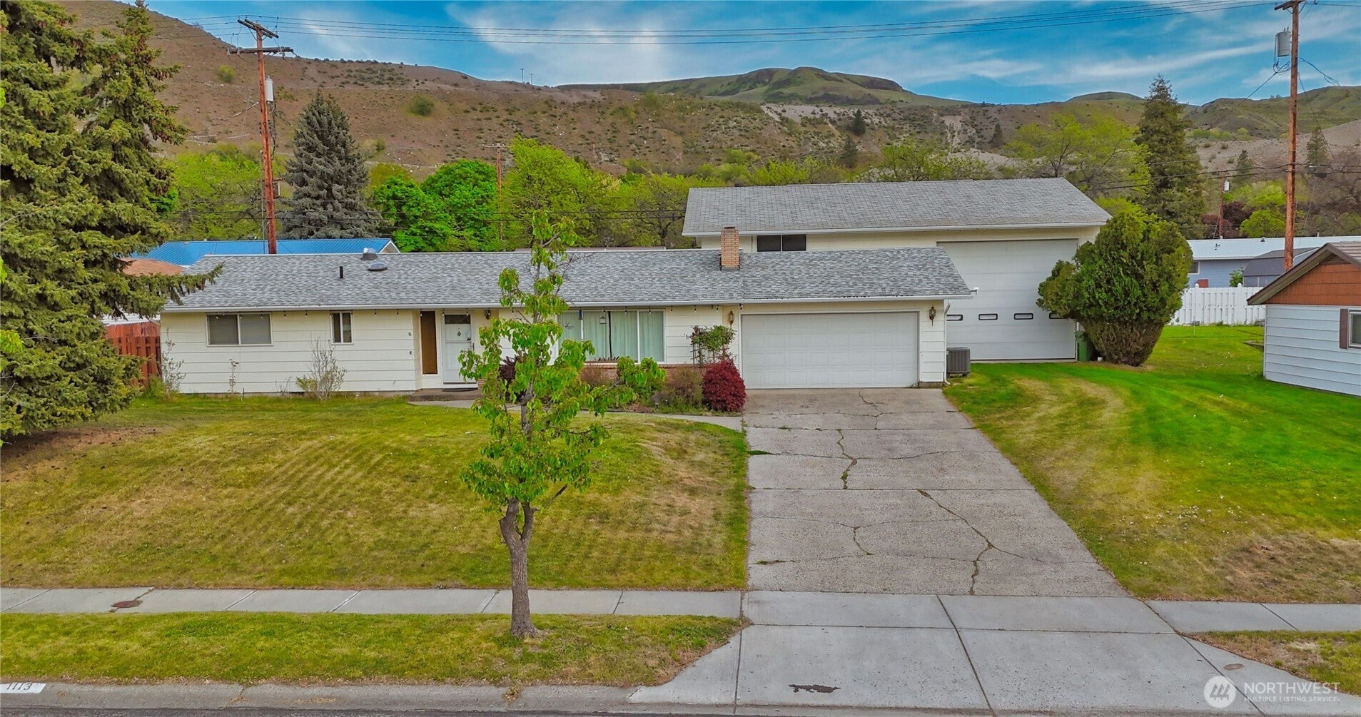 1113 River Drive — photo