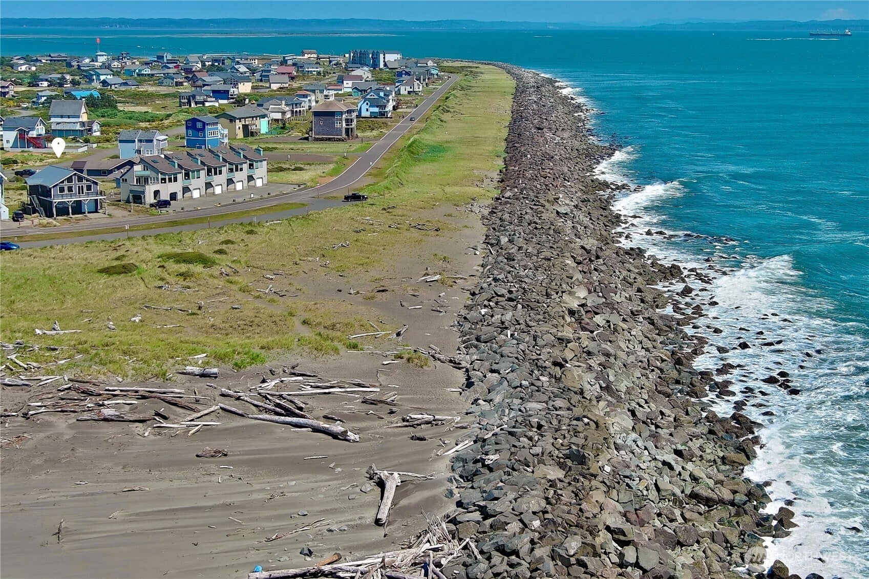1593 E Ocean Shores Boulevard SW — photo