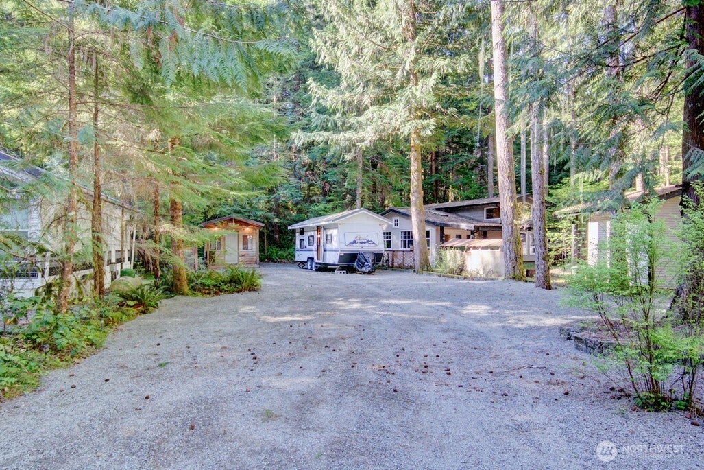 106 Gold Rush Road — photo