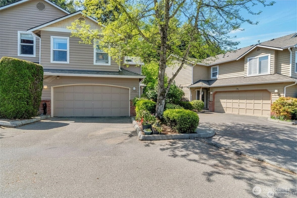 5802 14th Drive W B — photo