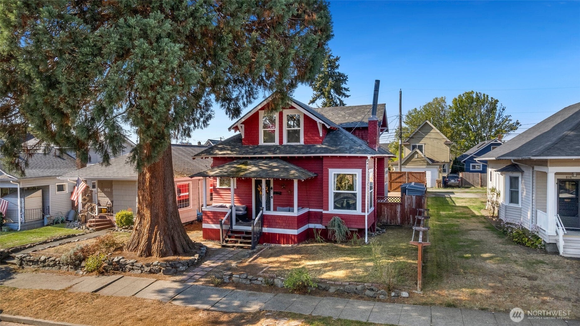 812 N Steele Street — photo