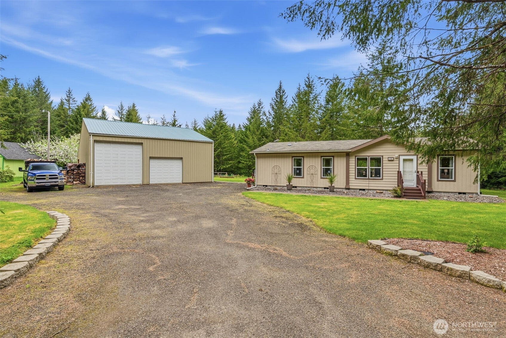 1047 Beaver Creek Road — photo