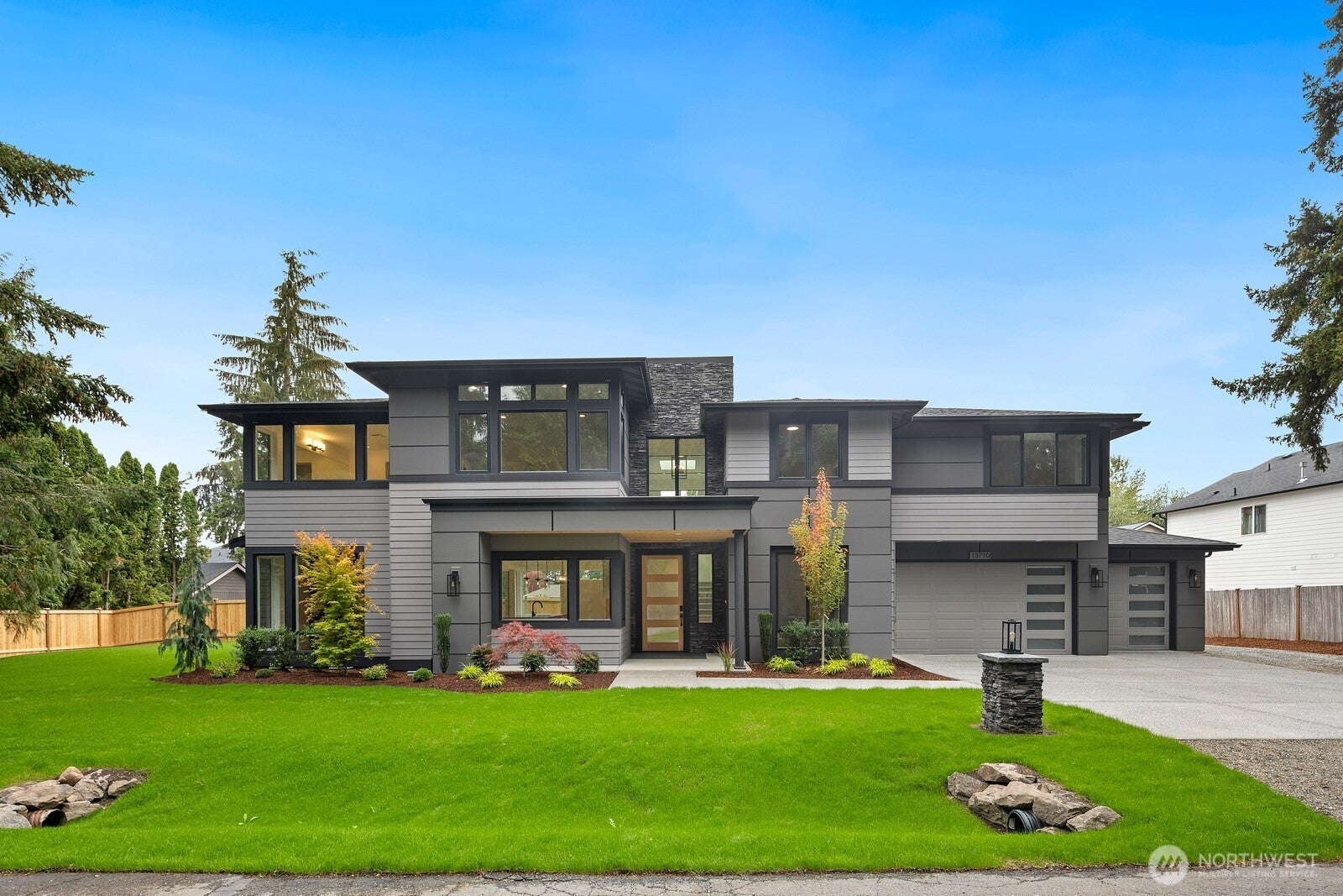 13710 42nd Avenue SE — photo