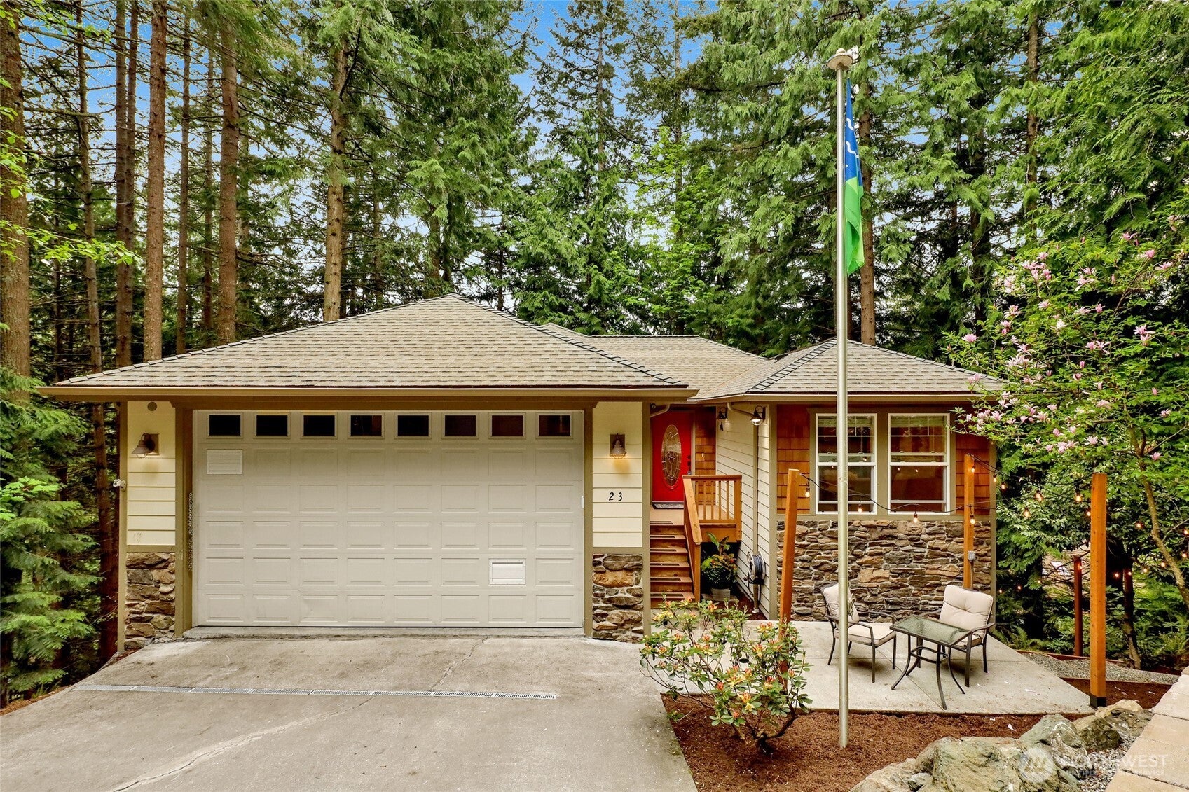 23 Granite Circle — photo