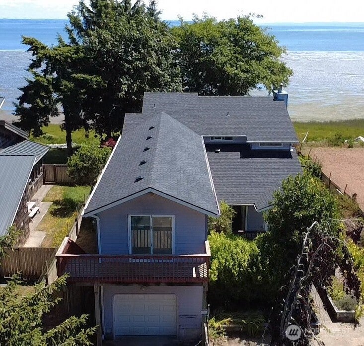 180 Sunrise Avenue SE — photo