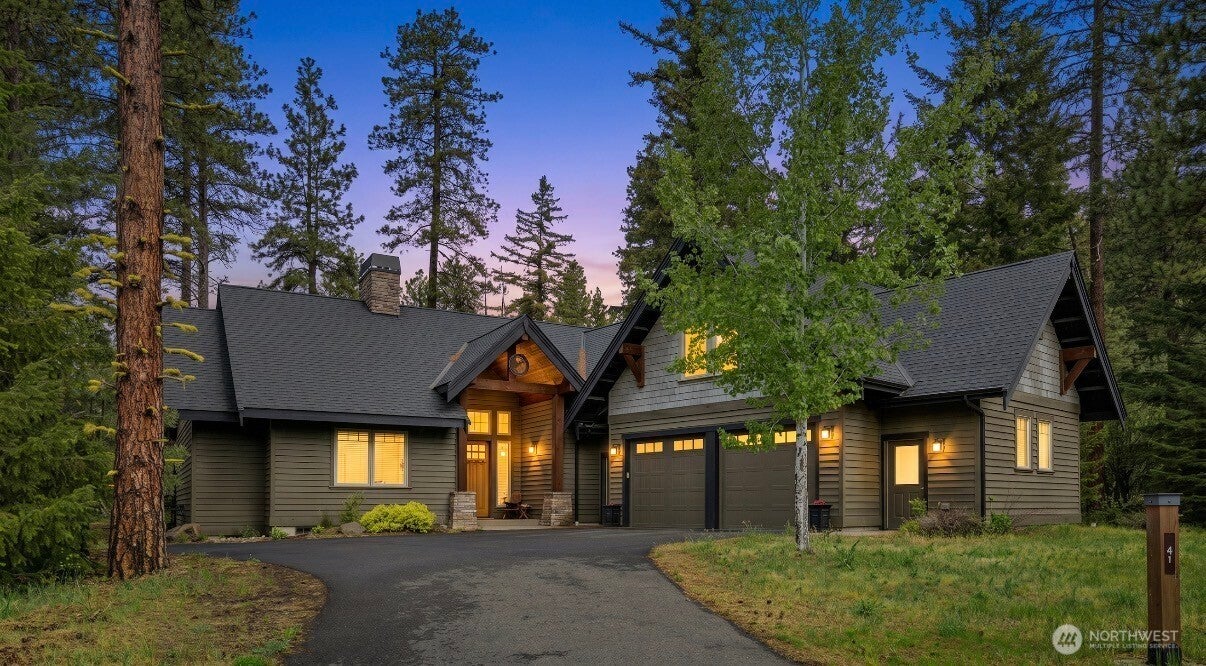 41 Goldenrod Court — photo