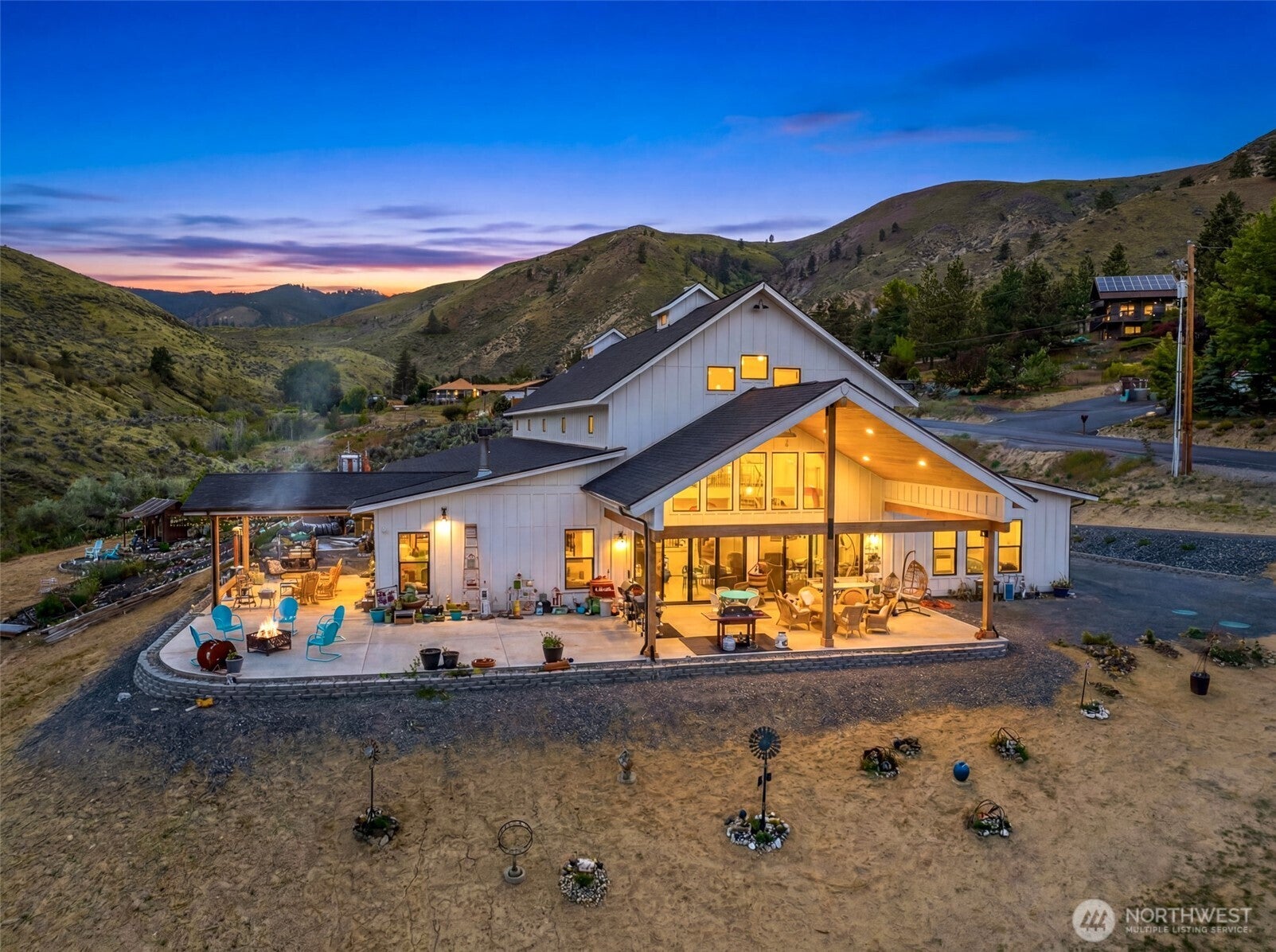 1541 Pitcher Canyon Road — photo