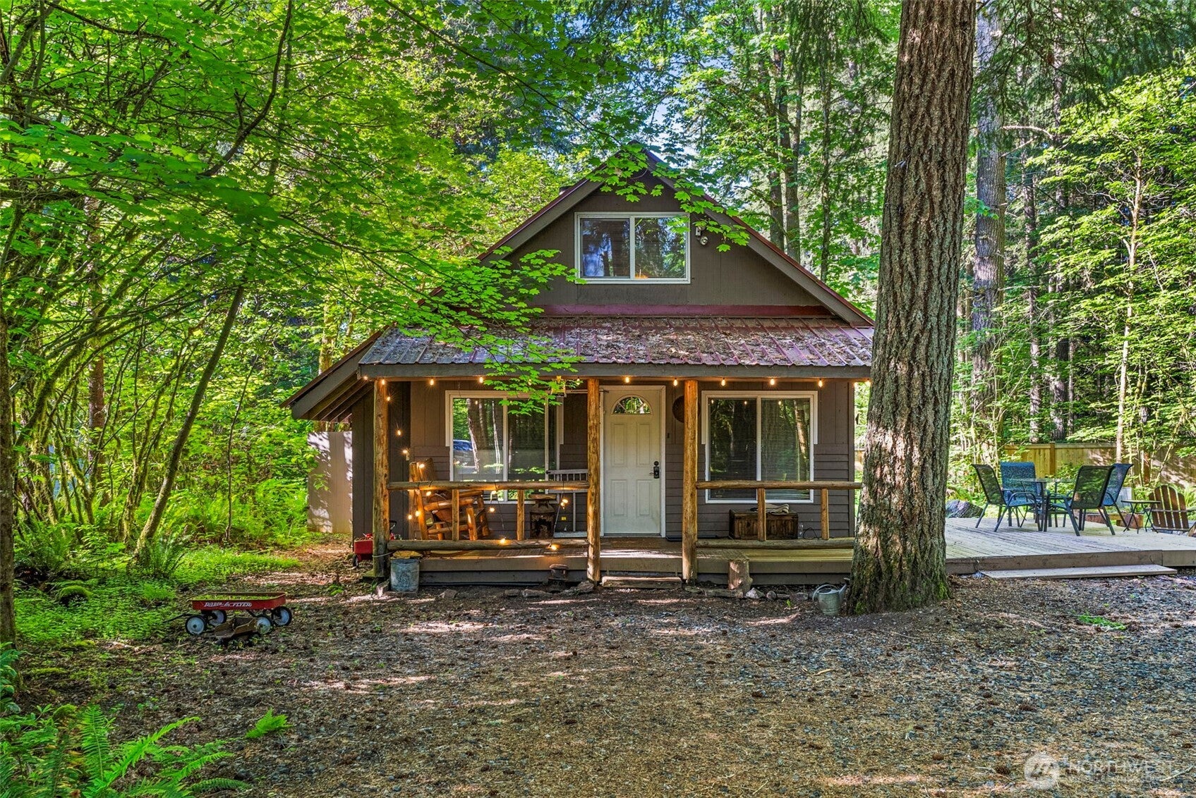 139 Mount Rainier Drive — photo