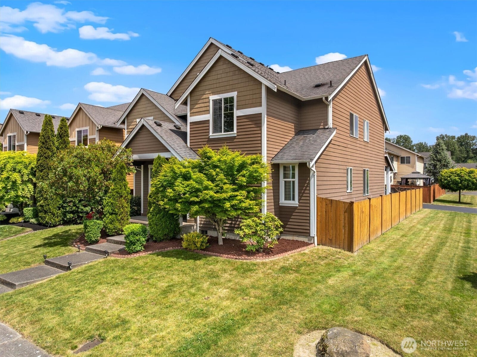 1210 Blue Jay Avenue SW — photo