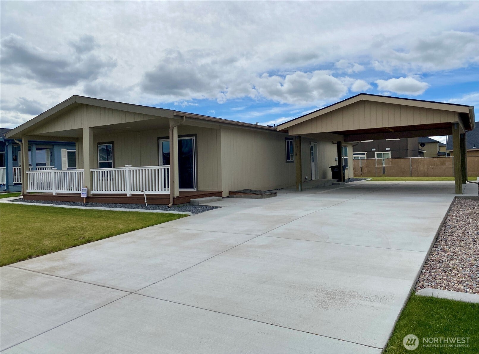 1701 E Burr Avenue Ct 51 — photo