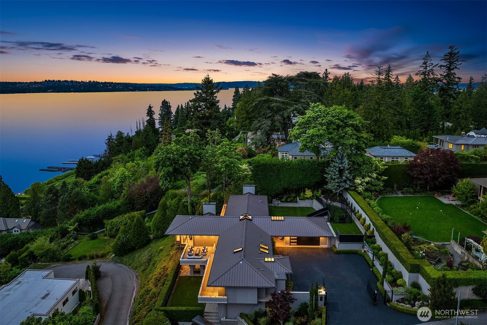 3223 Evergreen Point Road — photo