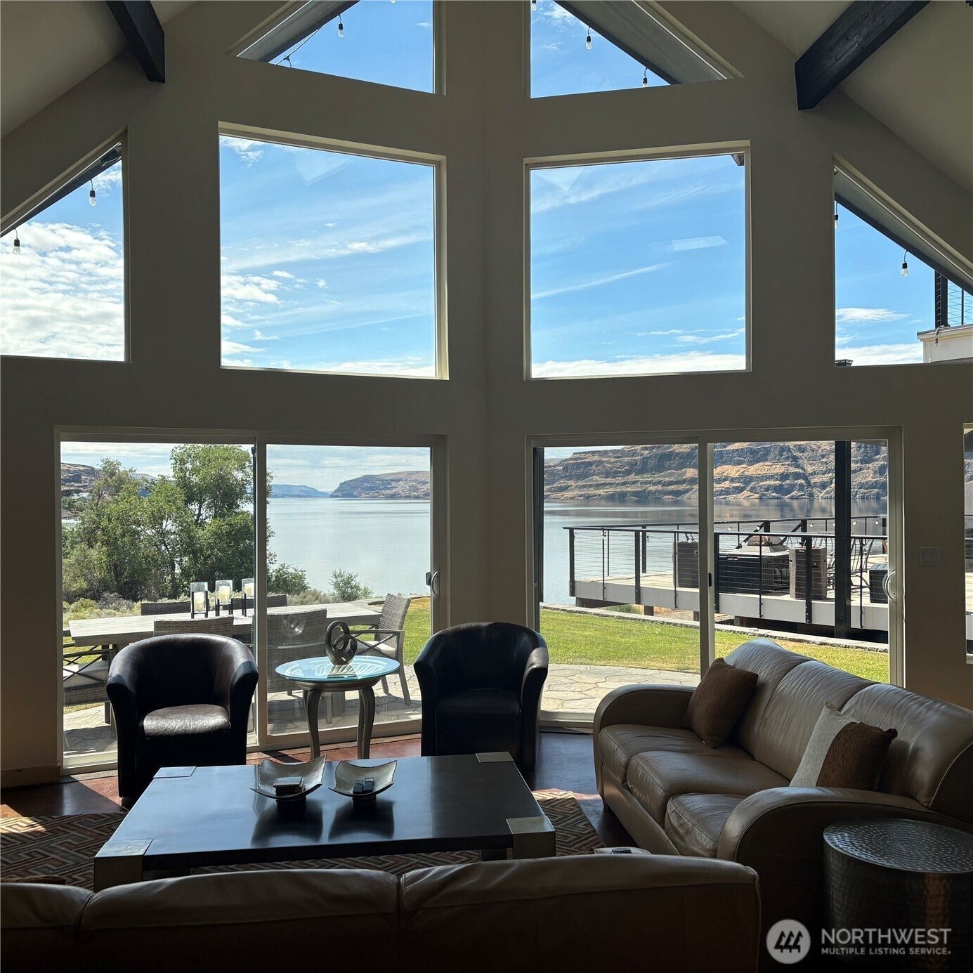 25053 SW Wanapum Street — photo