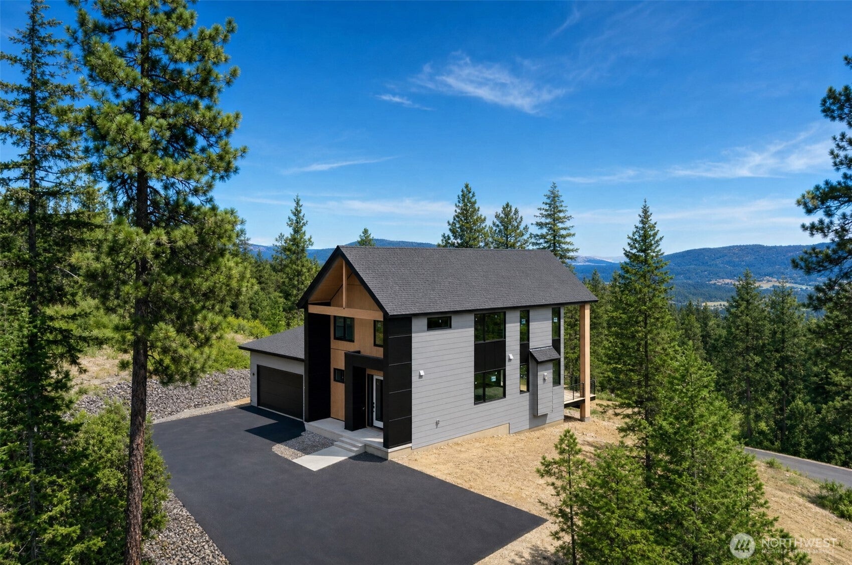 141 Founders (Lot 16) Way — photo