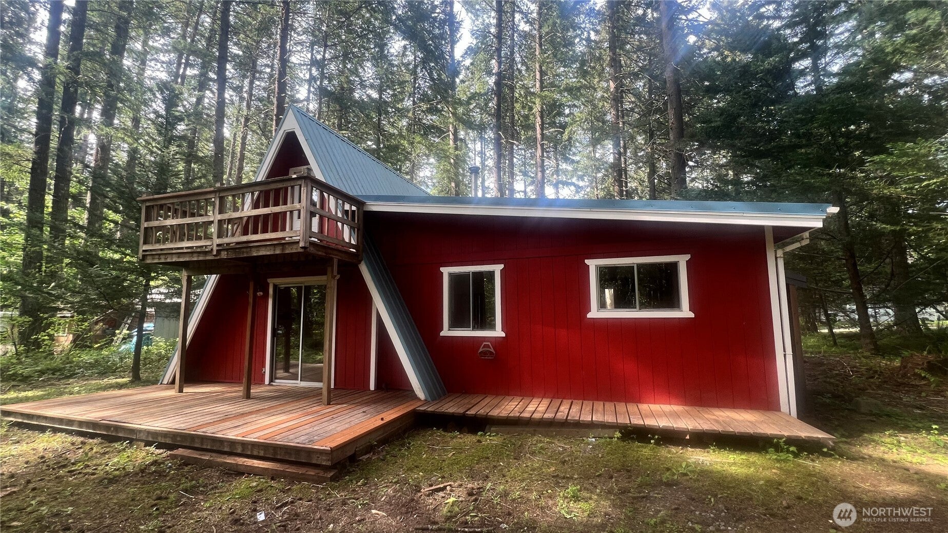140 Maple Way — photo