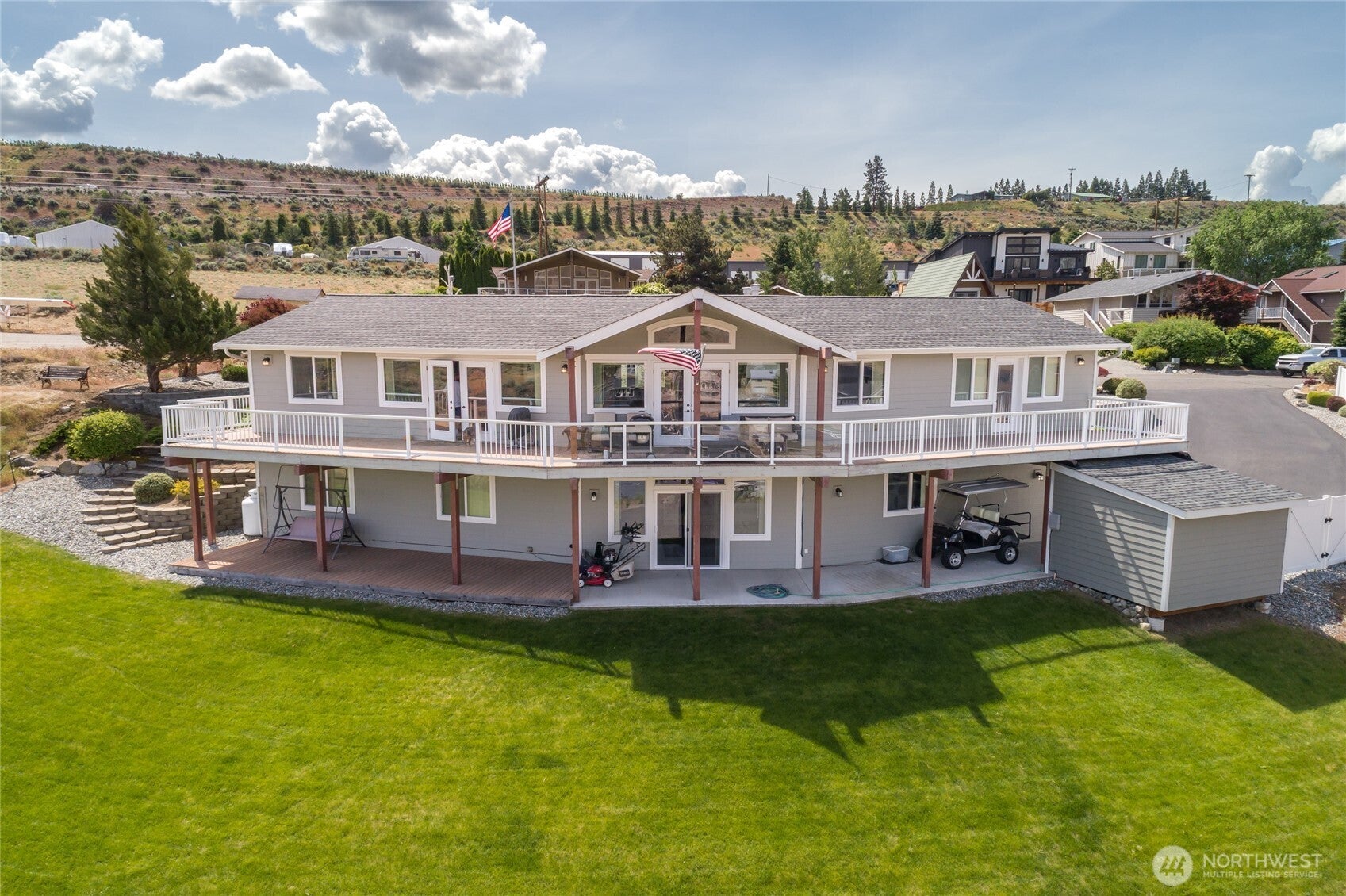 275 E Emerson Drive — photo