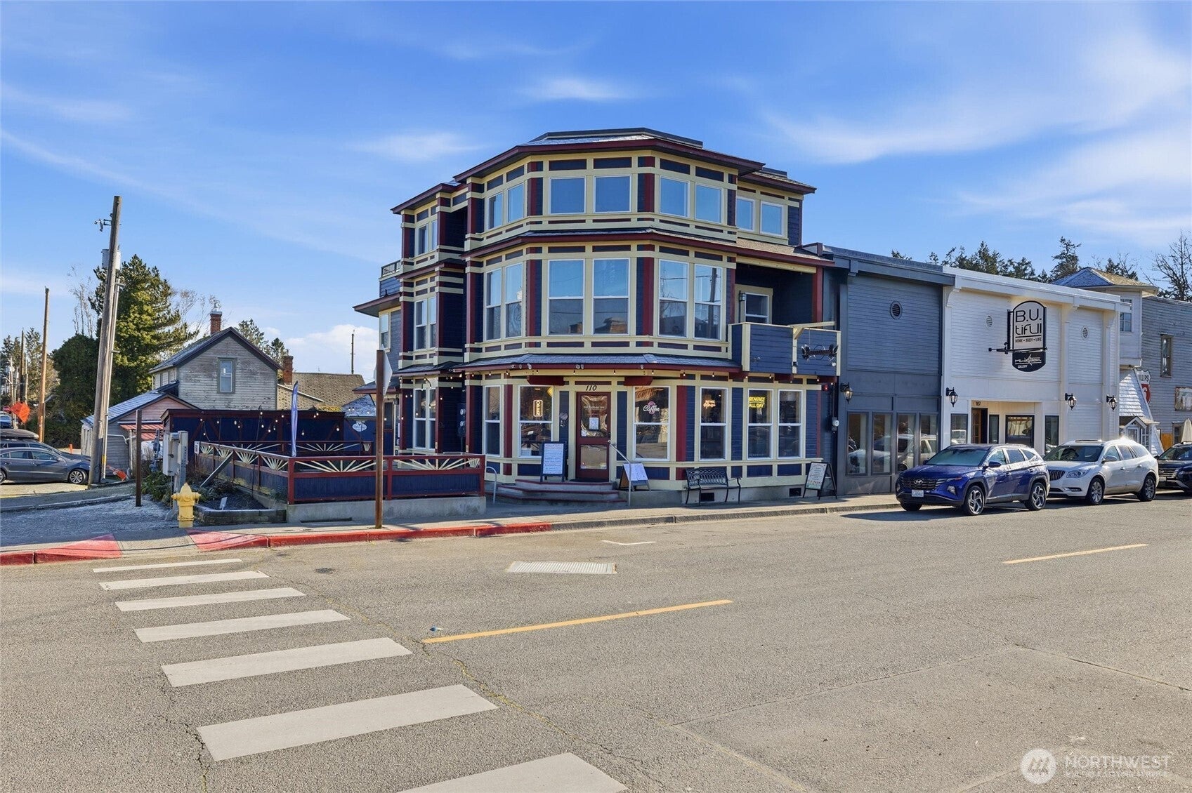 110 N 1st Street — photo