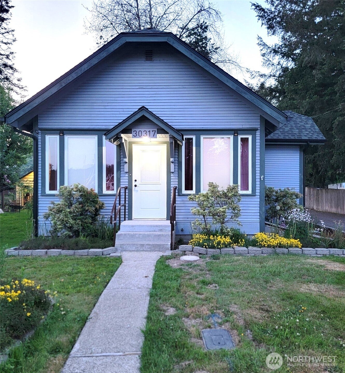 30317 US 2 — photo